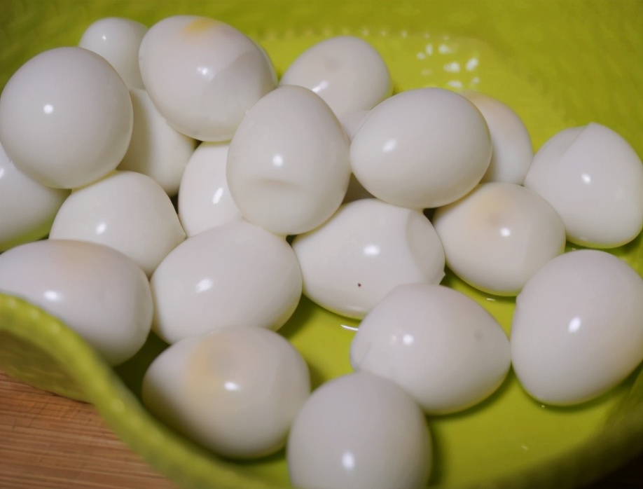 图片[3]-鸡爪烧鹌鹑蛋的做法步骤图 增强体质还健脑-起舞食谱网