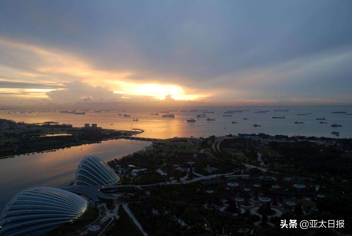 �����������ر�����կ���ˣ�Ϊ���й��ڵط���