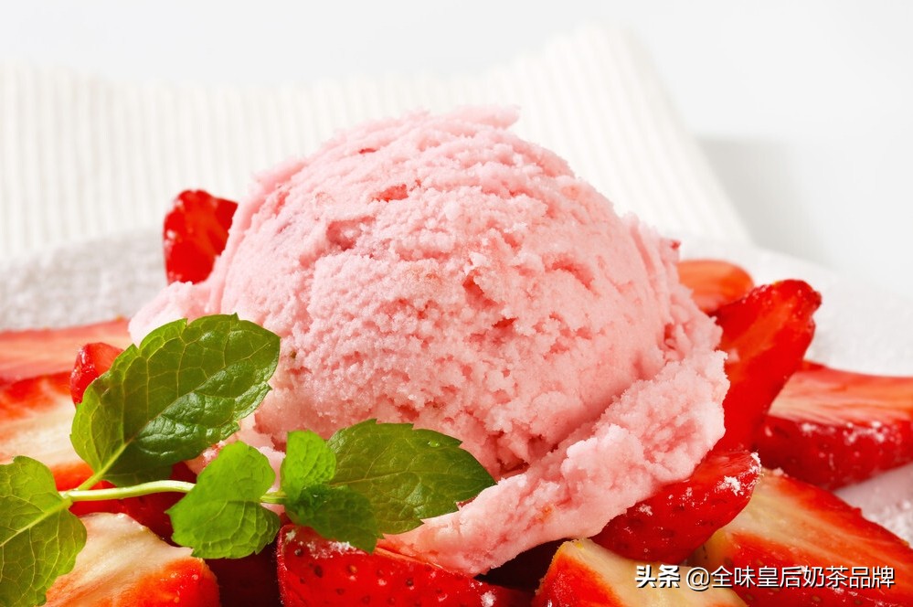 What is the reason for the ice scum in the ice cream produced by the