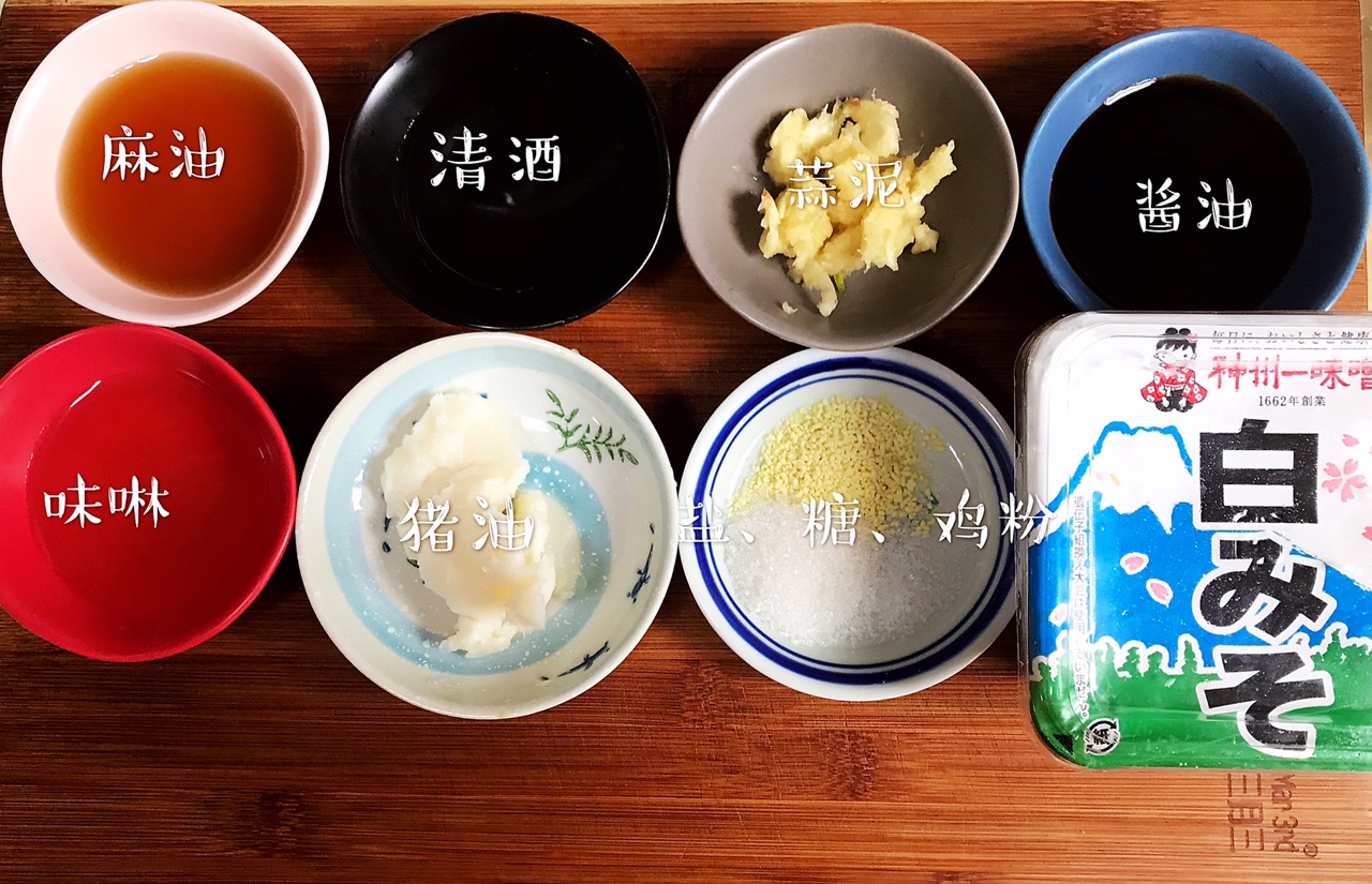 孩子馋嘴想吃煎饺，自己在家做，外脆里嫩，真好吃