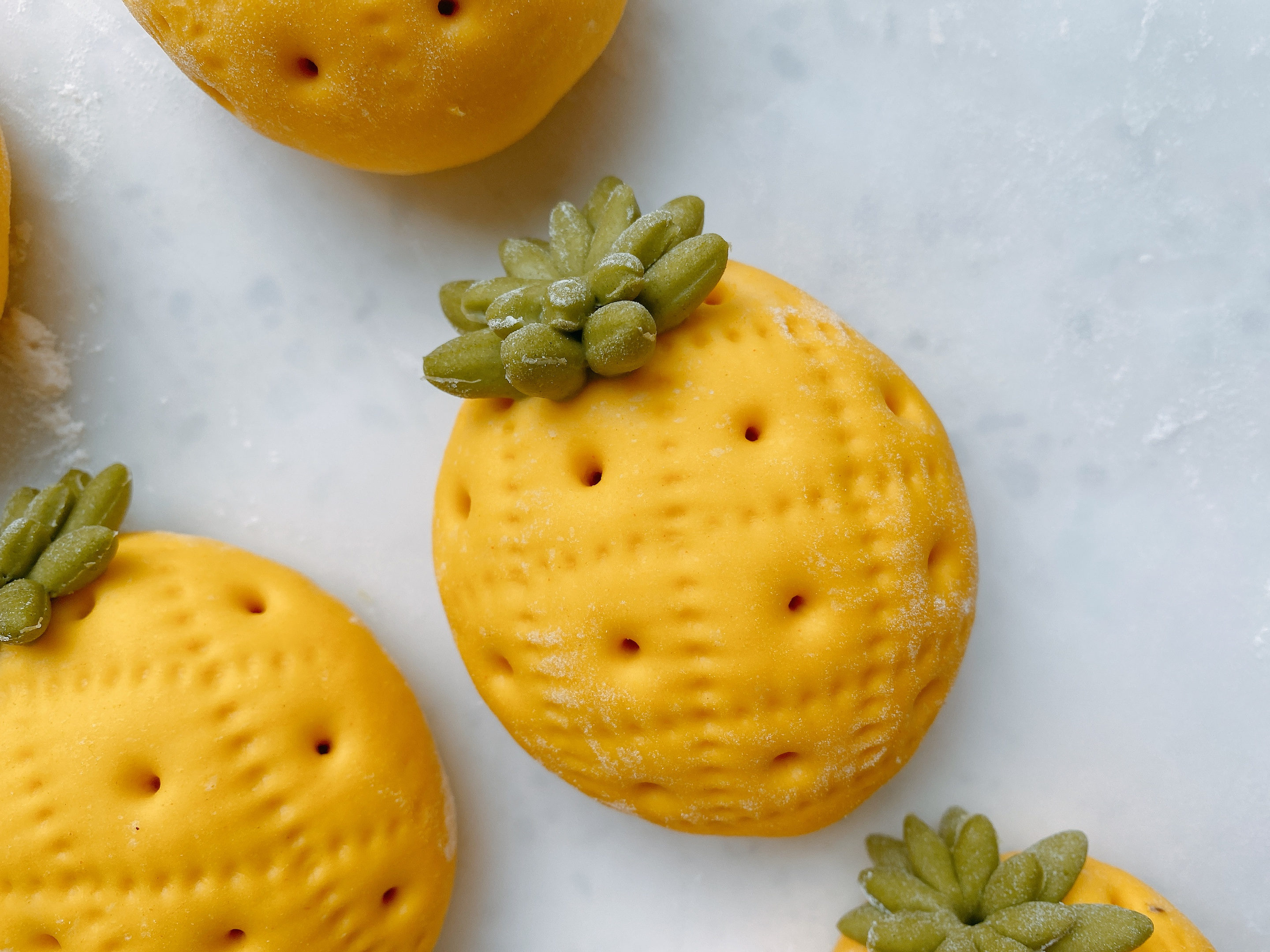 六一兒童節要到了，給孩子做款菠蘿饅頭，顏值高易操作，孩子愛吃