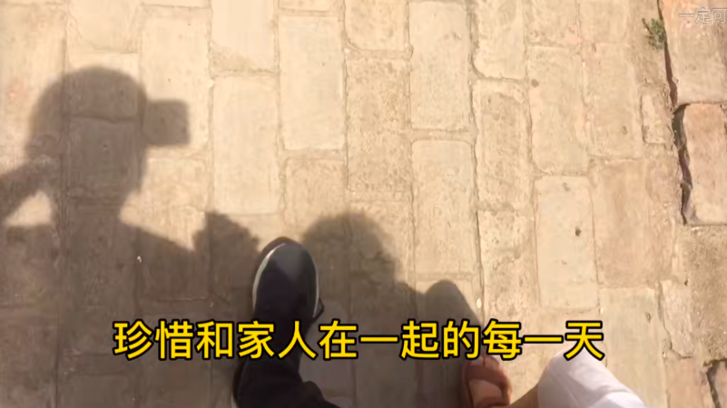 网红因直肠癌晚期去世！最后一面骨瘦如柴，灵堂简朴幼女沉痛悼念