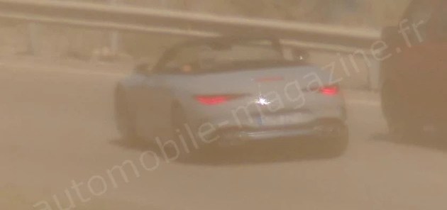 首次推出搭載4.0T插混版車型，全新奔馳SL無偽路試諜照曝光