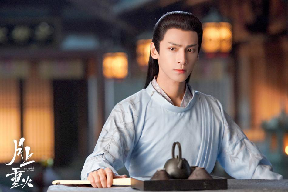 一次拿下两个奖？罗云熙2020这一年也太可以了