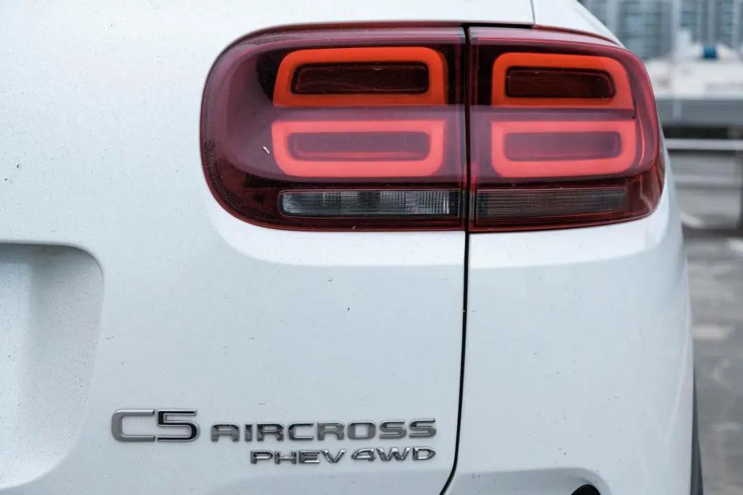 性能堪比3.0T，这台20来万的合资插混SUV值得买