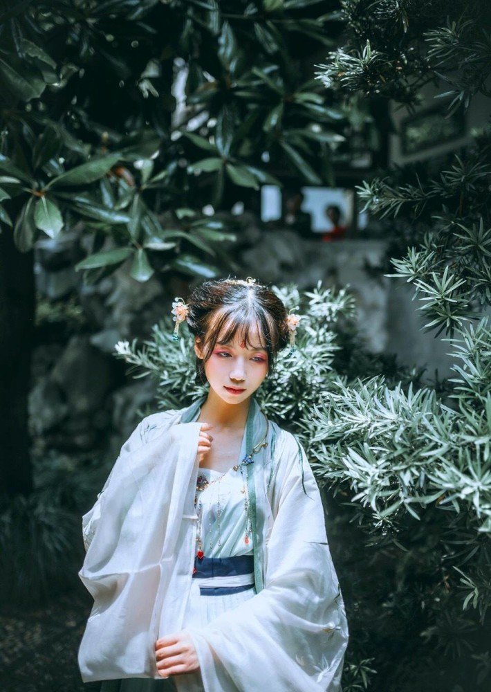 古风女神银临成名背后的瓜