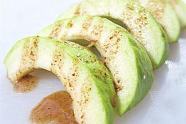 红心芭乐与 白心芭乐的区别，美味香脆，作用神奇更出色