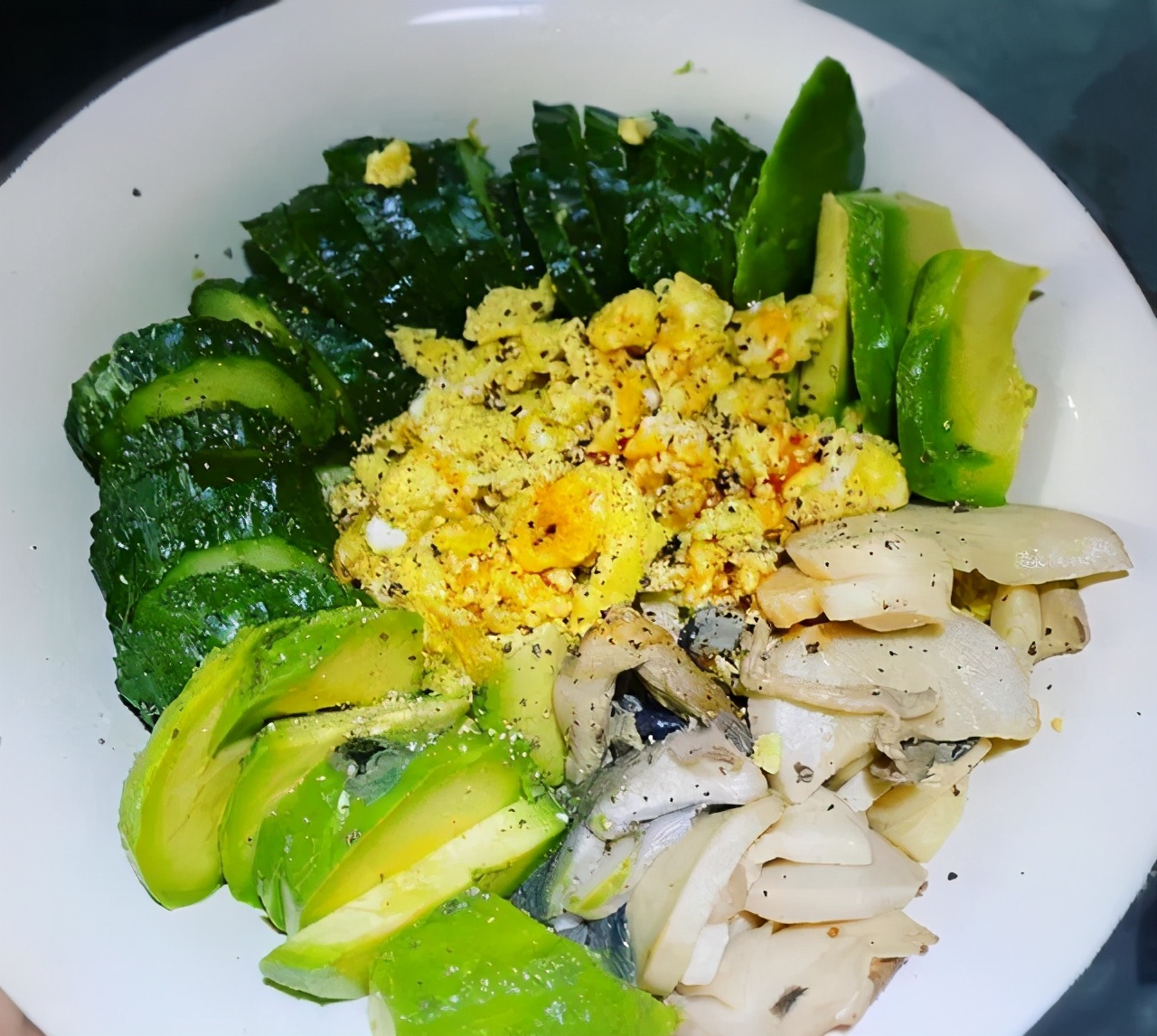 看完黄晓明的3餐，难怪1个月瘦26斤，网友：钱到