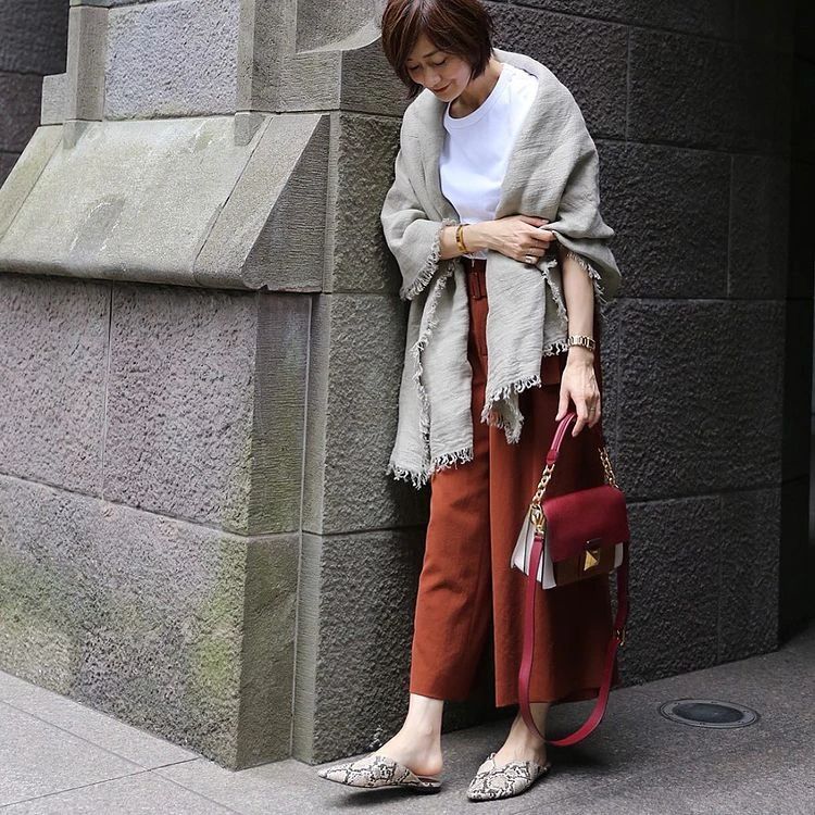 The 52yearold became popular with her exquisite photos the best