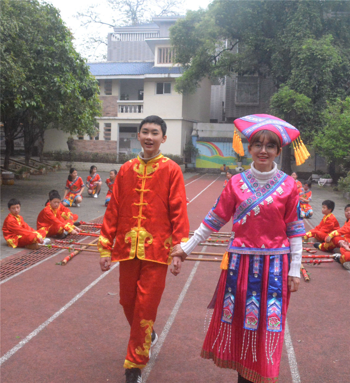 秀峰区桥头小学开展民族团结一家亲文明活动(图10)