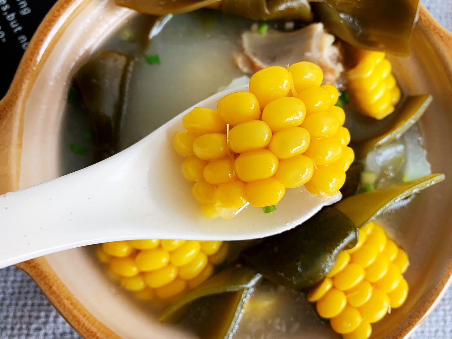 图片[2]-海带时蔬排骨汤做法步骤图 低脂好喝又营养赞-起舞食谱网
