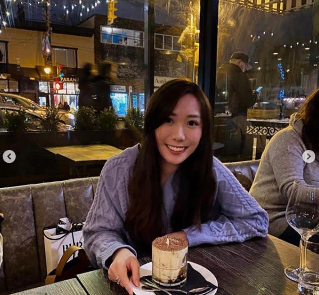 影后李丽珍曝近况，22岁女儿气质不输妈，母女俩相依为命16年