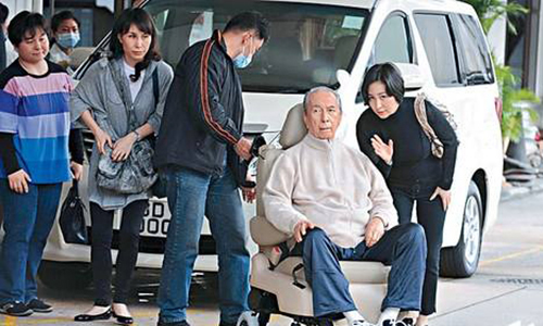 “赌王”何鸿燊 仅靠药物“续命”？子女夺权矛