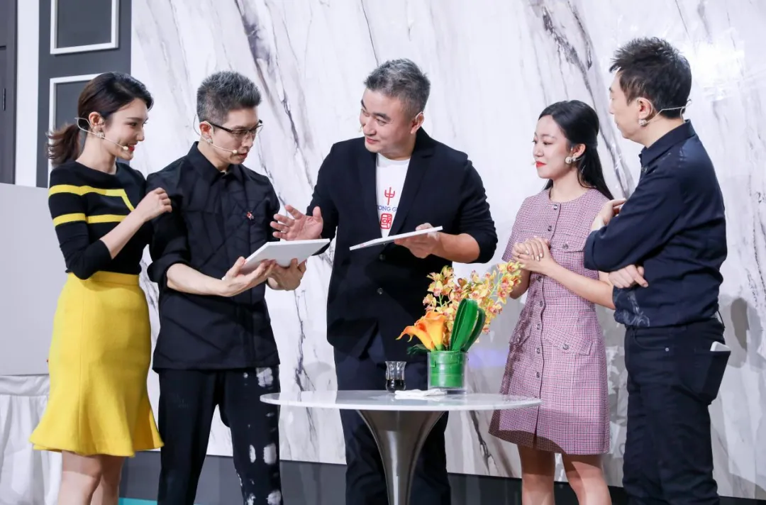 3.5小时锁定销售额1.8亿，红星美凯龙直播天团创淘宝新纪录