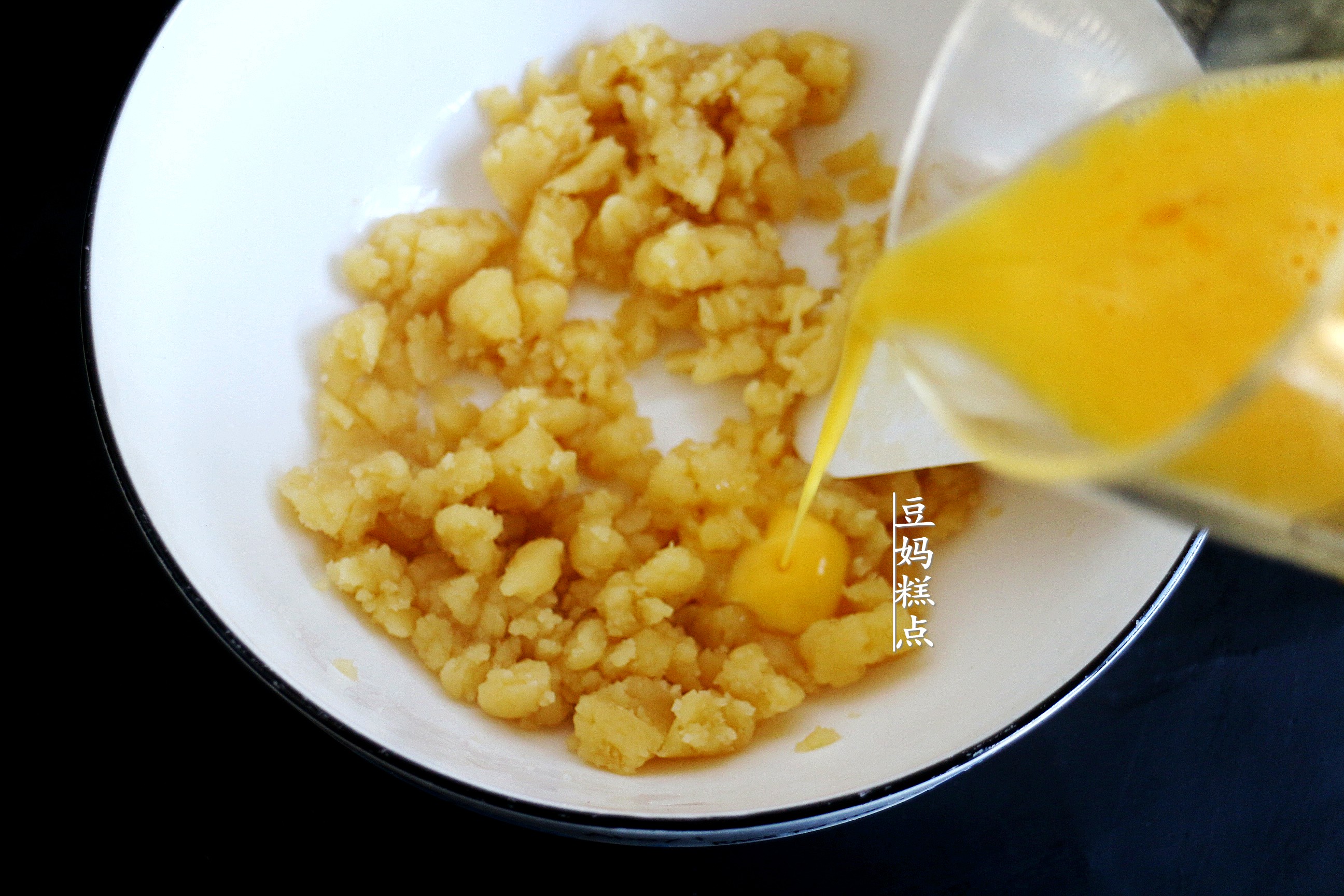 超市15元一斤的泡芙，在家10分鐘就能做一盤，給孩子吃更放心