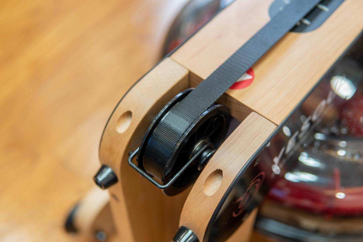 宅家运动，既要科学又要享受，野小兽R40划船机英伦运动体验