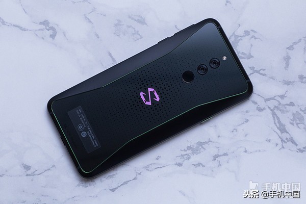 爱玩游戏买什么手机好？2018年度游戏旗舰横评