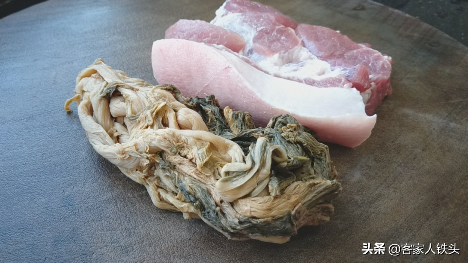 客家传统狮子头做法，一道有年味的菜，好吃寓意好，待客超有面子