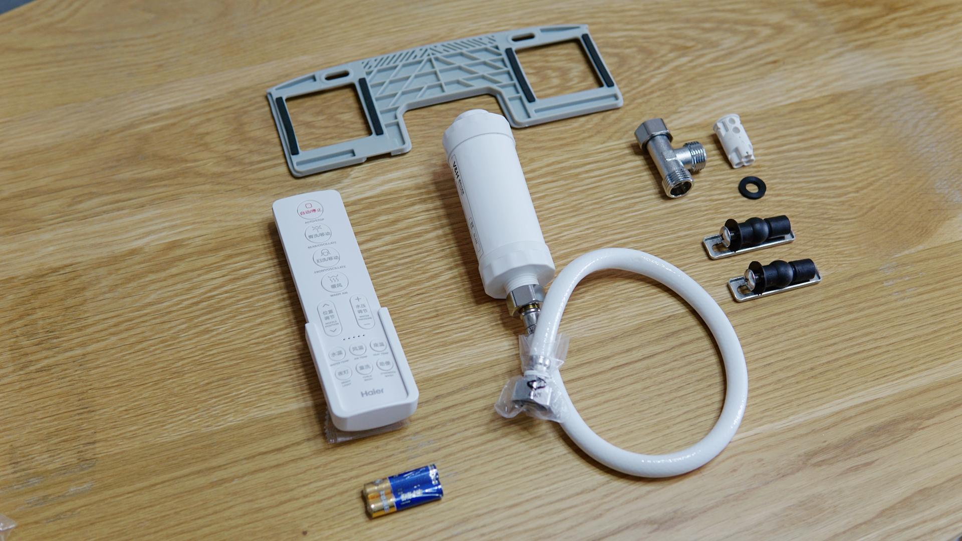 海尔卫玺智能马桶盖X3-M18U1测评：功能旗舰，安全智能
