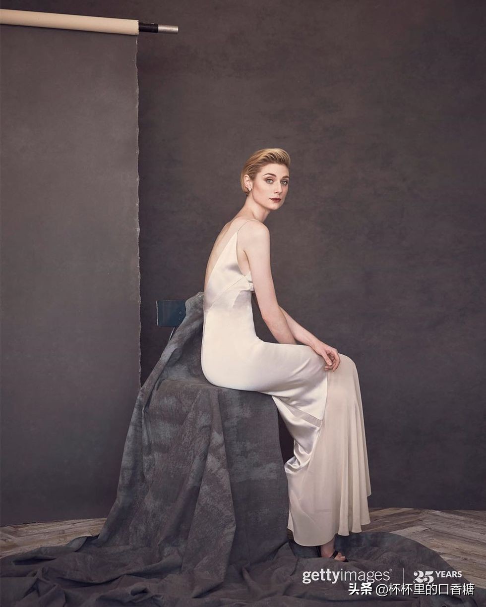 为什么是她？《天能》女主角伊莉莎白戴比基的绝美时刻