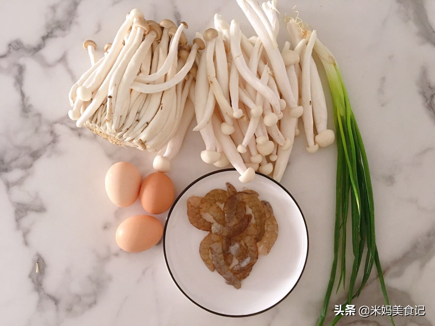 图片[4]-三鲜虾仁菌菇汤做法步骤图 营养又美味家人常喝对脾胃好！-起舞食谱网