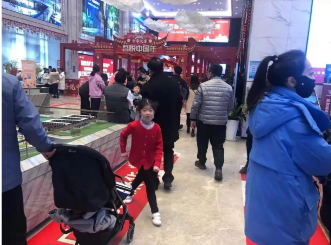 牛气冲天，冠冕铜都！吾悦广场倾城热销，一城当红