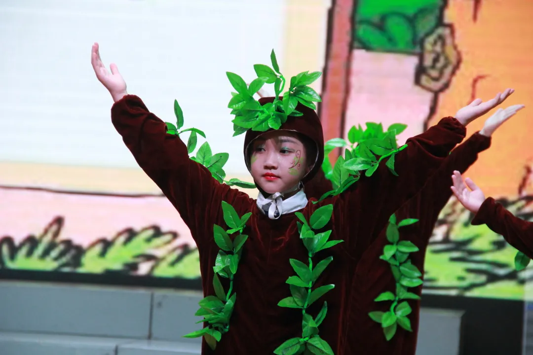 成都市双流区棠湖小学——阅读活动｜童话里绽放 阅读中成长