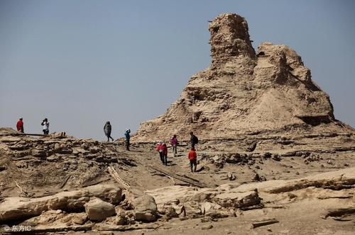 我去东边找水井：彭加木和新疆罗布泊的谜团这种说法比较靠谱