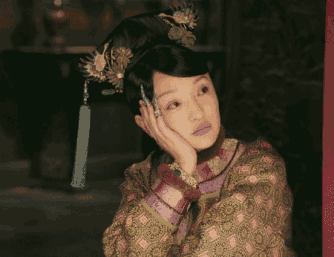 5位“裝嫩”失敗的女星，劉濤周迅勉強接受，63歲演10多歲過分了