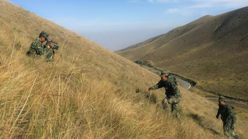 �侯<a href=http://www.cngansu.cn/news/ target=_blank class=infotextkey>����</a>����֧�ӣ����鼾�������ղ��ģ��������ҳ�