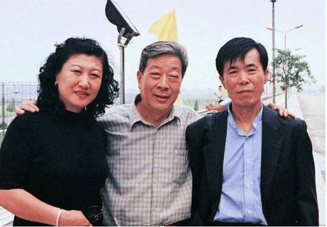 从“菜市场卖鱼”到“鬼才编剧”，何庆魁经历了什么？