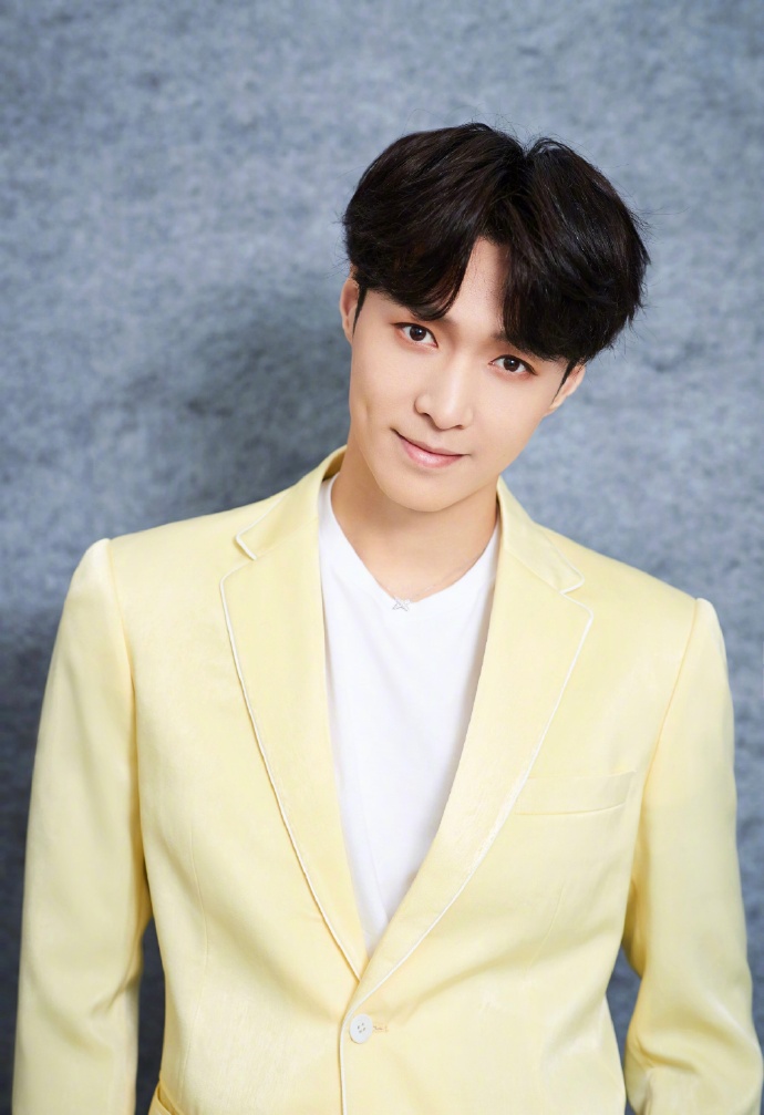 娱圈那点事：迪丽热巴，郑爽、黄景瑜、张艺兴