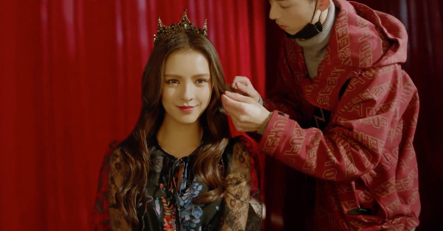 傻白甜偶像剧又火一次，在颜值面前剧情差不算