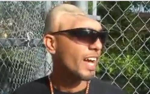 原本只是涉嫌教唆卖淫，却因具有独特生理特征而红遍全球