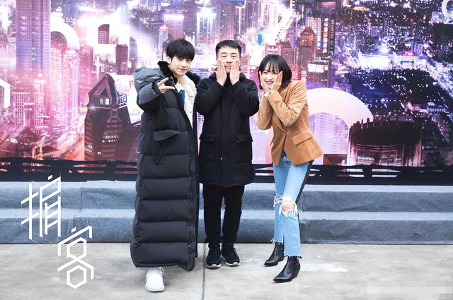 明星增高照:鞠婧祎、王子文、罗云熙、杨蓉脚踩20厘米高跟