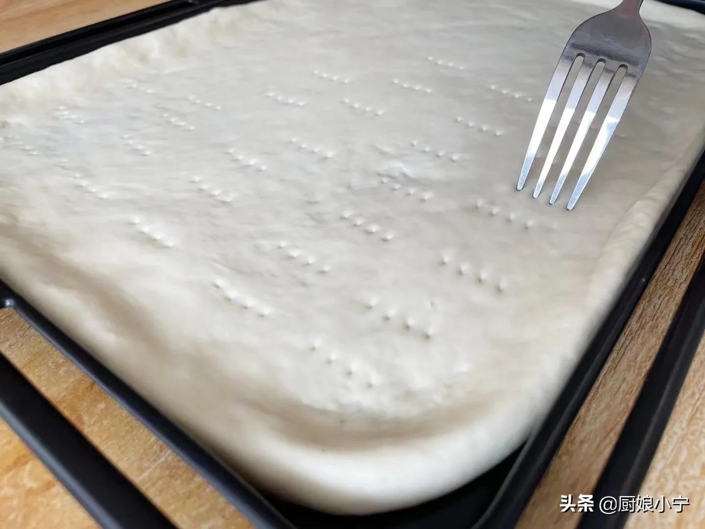 愛吃披薩不用買，學會這配方，外皮酥脆超級拉絲，媲美必勝客