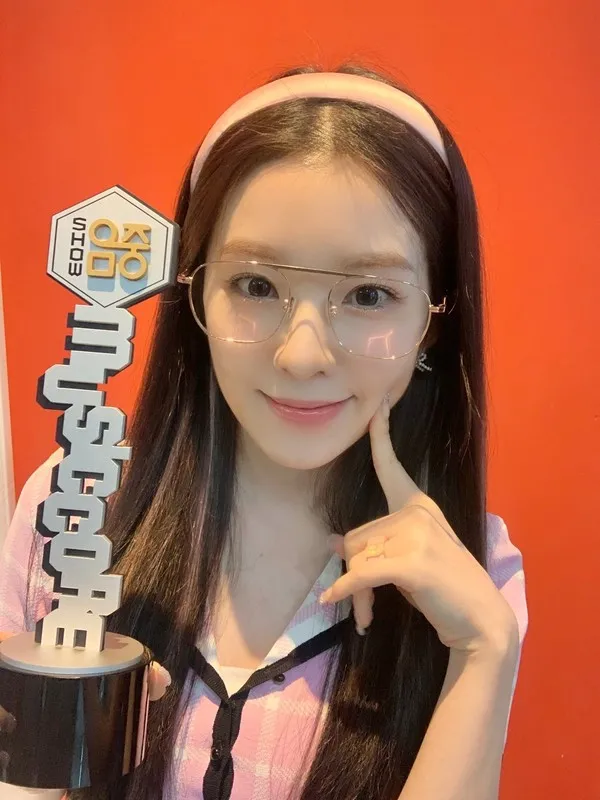 韩网对IRENE的舆论态度转变;aespa又陷入差别对待的争议?
