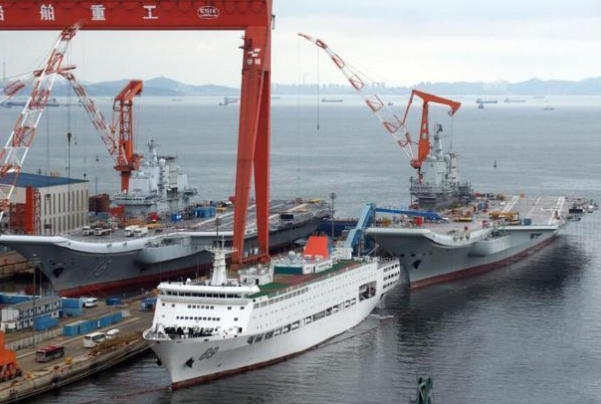 �������l�Ǯ��棬����l�F�з��º�ĸ�Ŀ��������Ȼ�ǅ����Ă���
