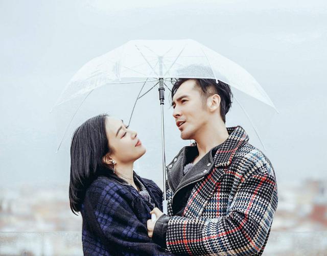 钟丽缇花50万买水晶裙，张伦硕当场怒吼：这是孩子好几年的学费