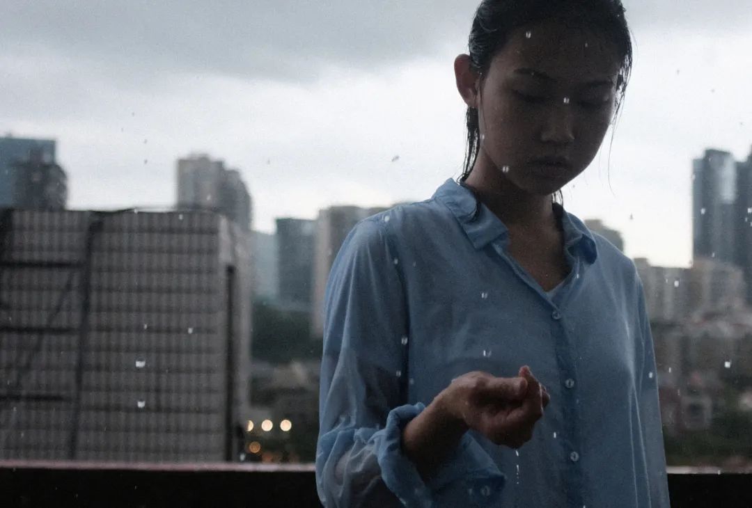 江西小伙把深圳拍成这样，看得人很不舒服，却