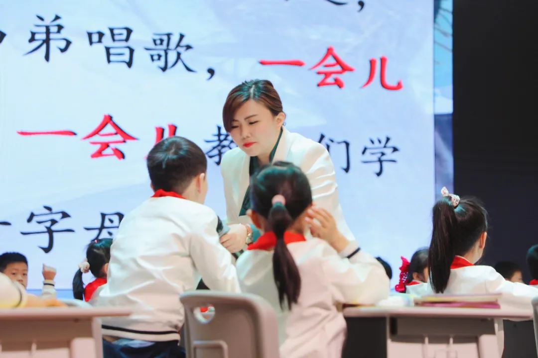 天府新区2020-2021学年度下期低段阅读教学专题教研活动