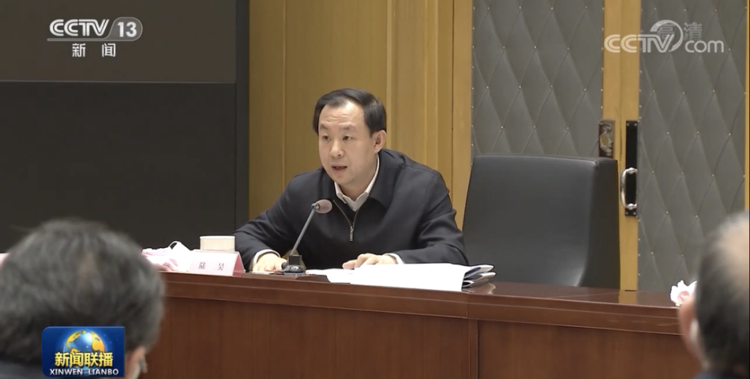 《新闻联播》披露，这位中央政治局常委添了一个新头衔