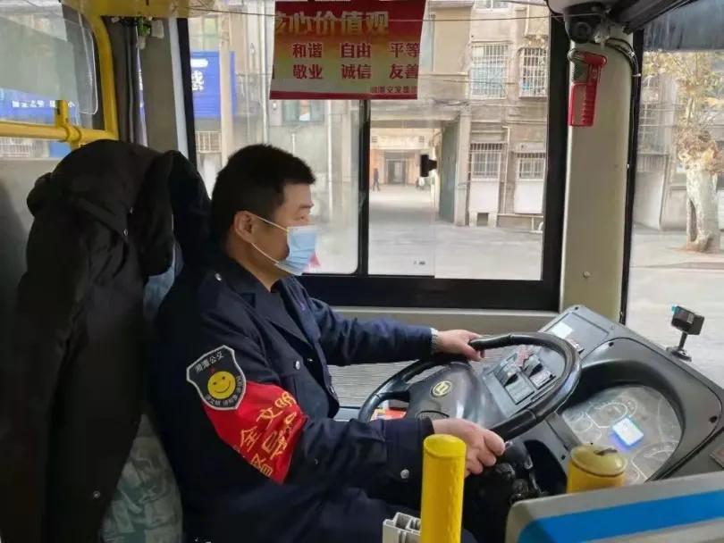 挺身而出救急，消防培训建功