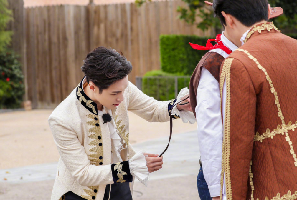 张艺兴告别极挑，预料之中却不想如此之快，走向另一片天空了