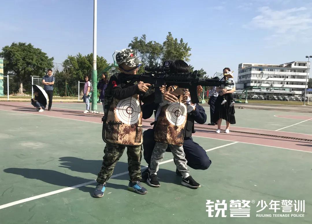 锐警少年警训：亲测好玩！超燃刺激战场，真人cs战正式打响