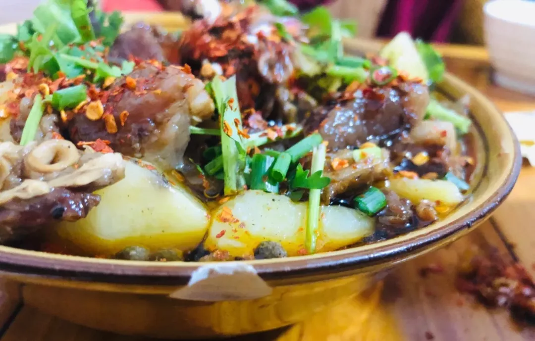 距离成都不到2小时车程的四川美食的顶端！自贡