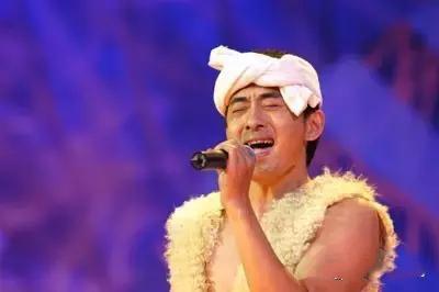 从年入千万到"吃软饭"，被揭穿身份后&