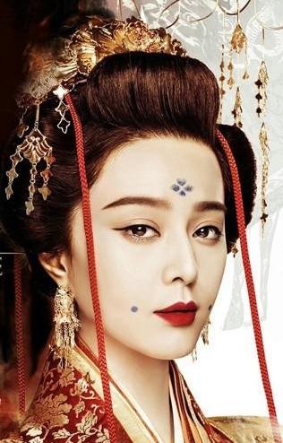 她们的杨贵妃的妆容正确吗？唐朝女性的妆容比你想的更有趣