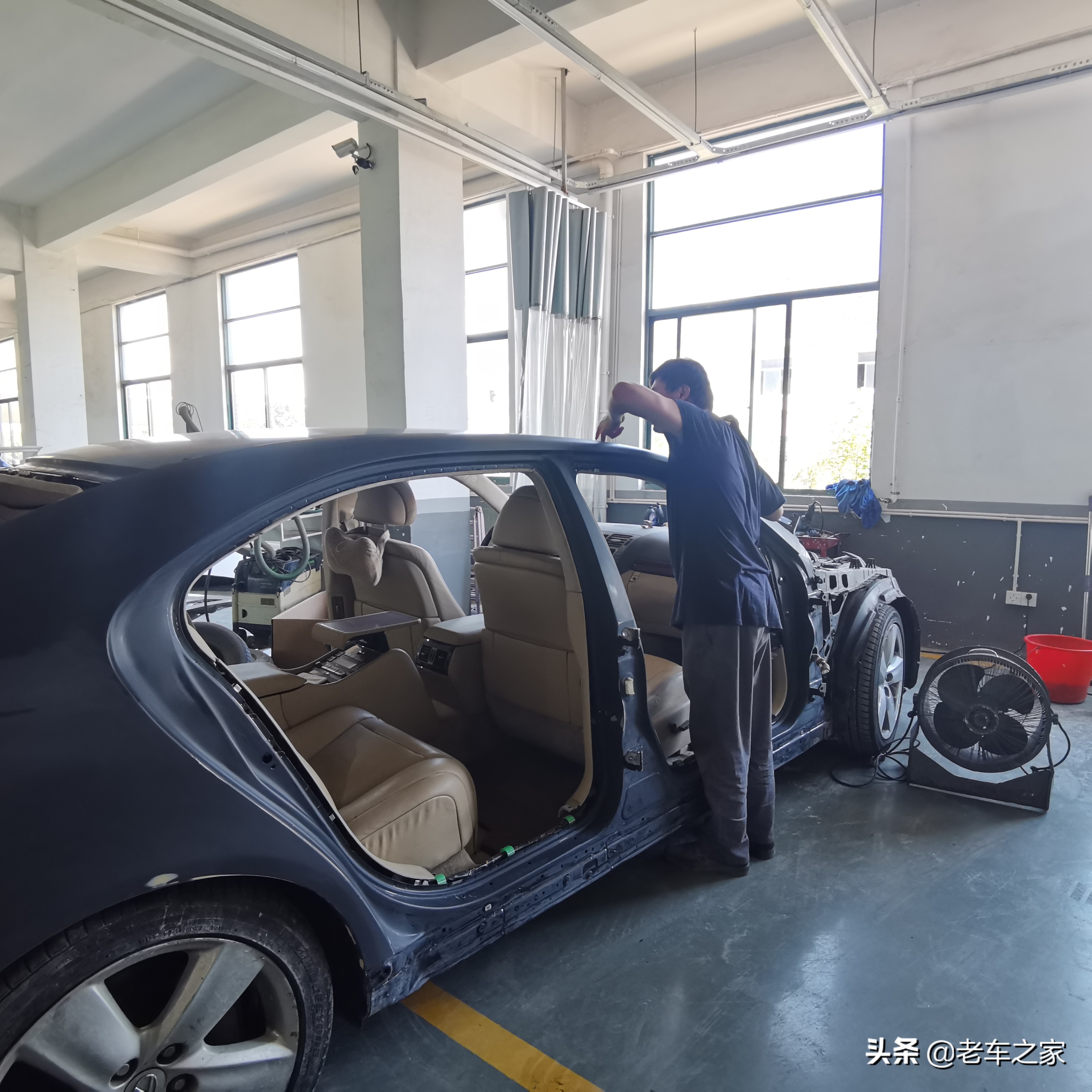 十二年車齡雷克薩斯旗艦 區域性分解重組式翻新又如同新車 像lm 老車之家 Mdeditor