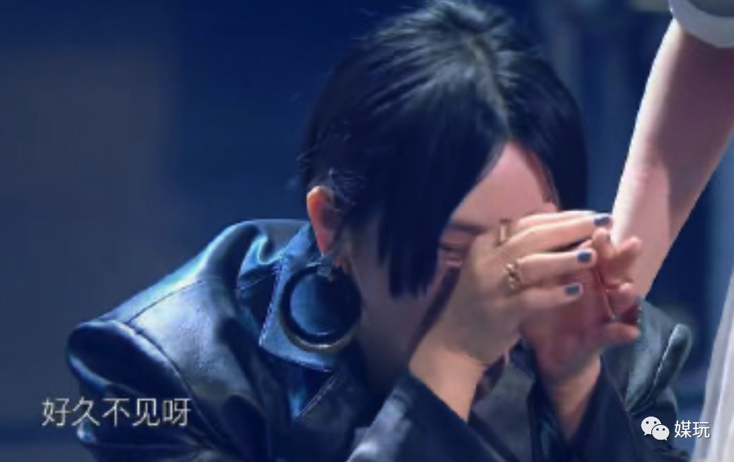 今年，浙江卫视已致敬了4次芒果台IP！这次又把快女冠军骂哭了！